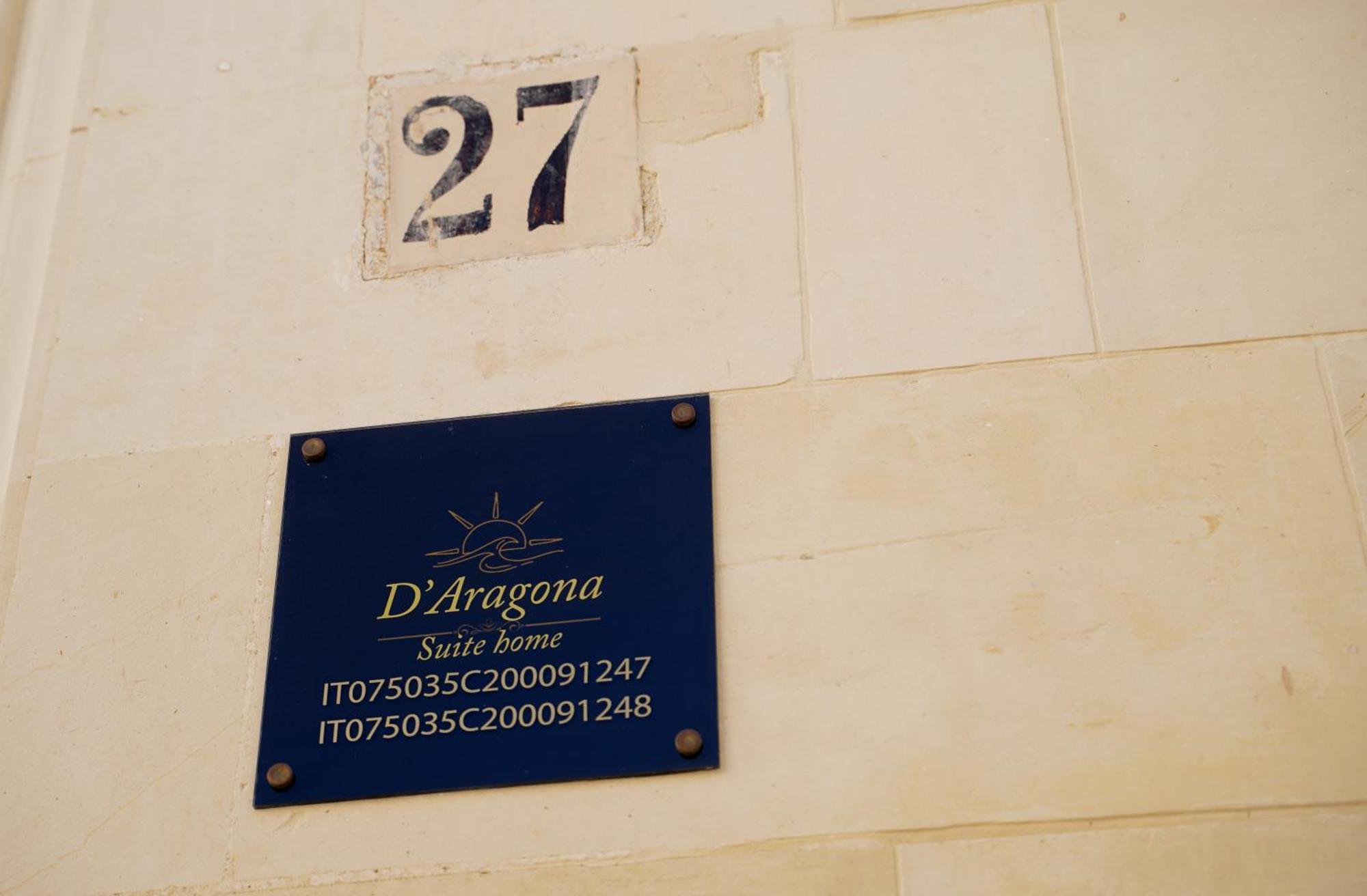 Suite Home D'Aragona Лечче Екстер'єр фото