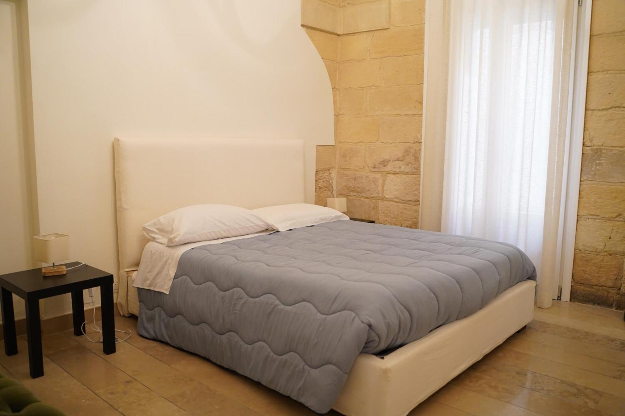 Suite Home D'Aragona Лечче Екстер'єр фото
